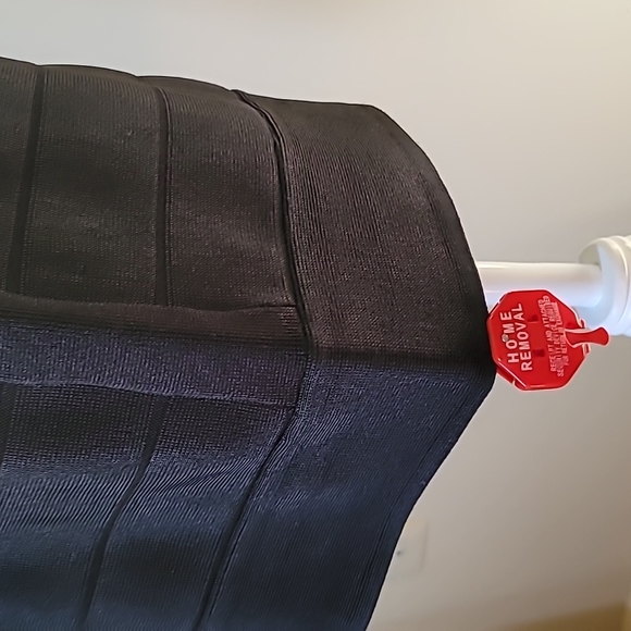 NWT Herve Leger Icon Stretch Bandage little black dress size S - Picture 11 of 12